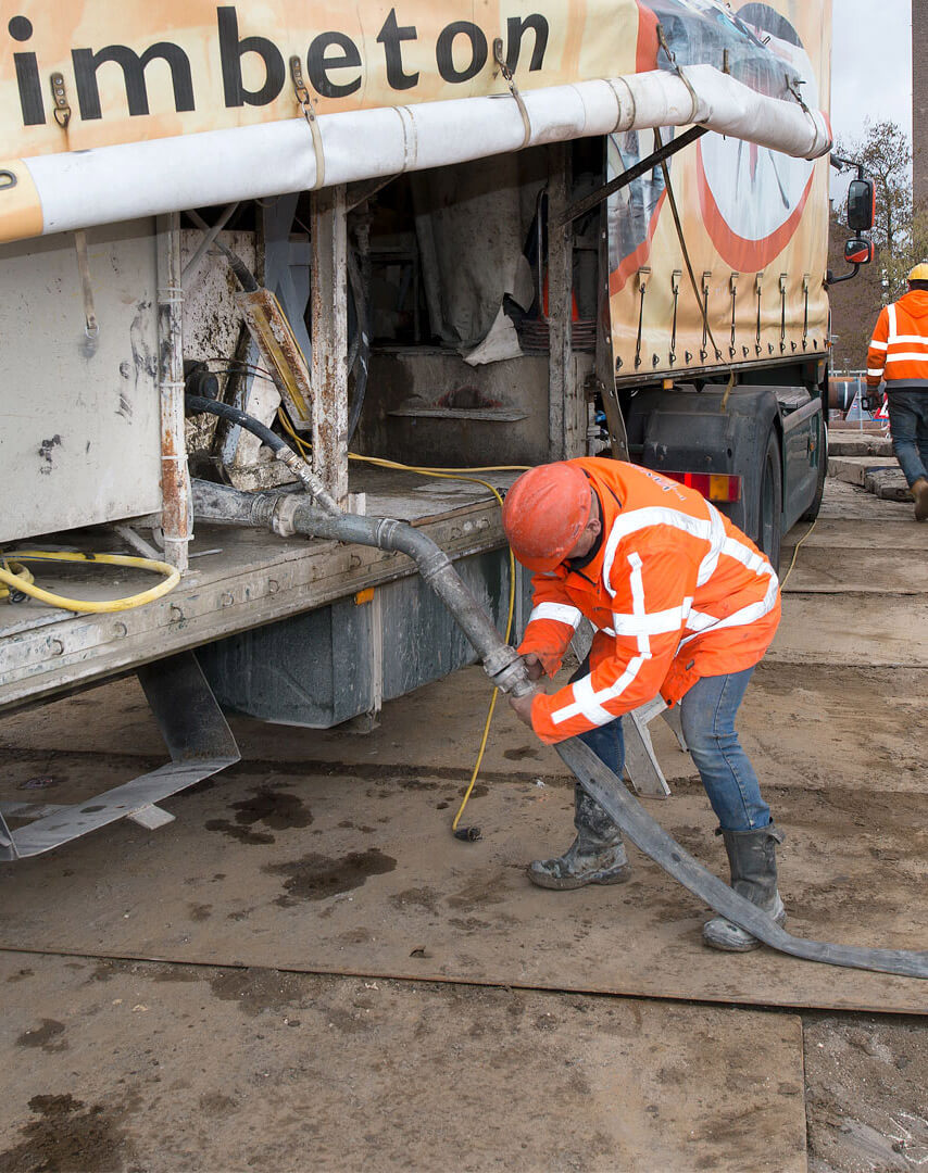 Schuimbeton in de Wegenbouw